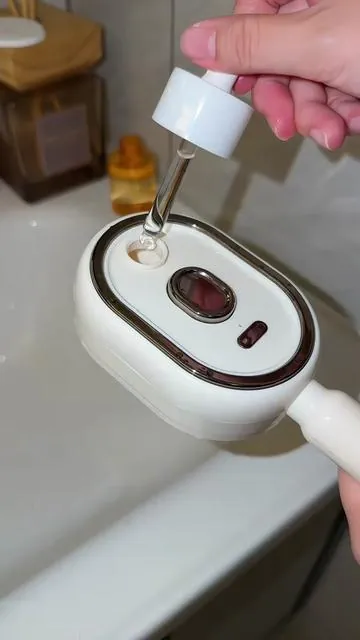 A11-in-One Hair Care Conb: Electric spray & air cushion massage relax your scalp. Features self clearing anti-tangle and anti-static functions to fix frizzy hair easily. Delicate essential oil mist brings aromatherapy pleasure, creating fluty and gonseous hair all day long. #HairCareConb #ScalpMaspages  #Fluff#FluffHairTool #HomeGoods   2
