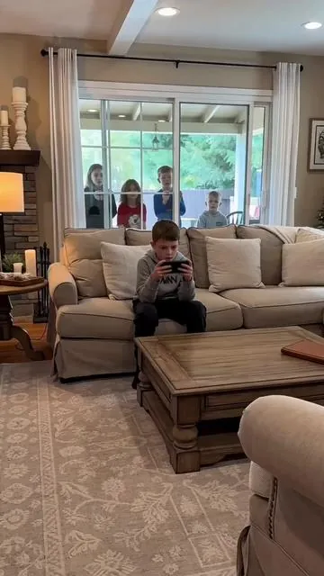POV: you bought the toy every kid on TikTok is obsessed with 😂🔥 This 12V wiggle car has them spinning, cruising, and staying entertained for HOURS. Definitely a top gift idea for kids this year 🎁✨ #wigglecar #rideontoys #kidsoftiktok #fathersdaygift#SummerVibes 