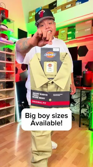 These work shorts fit perfect 👌  #workshirt #dickies #dickiesworkshirt #mechanicshirt #DealsForYouDays 
