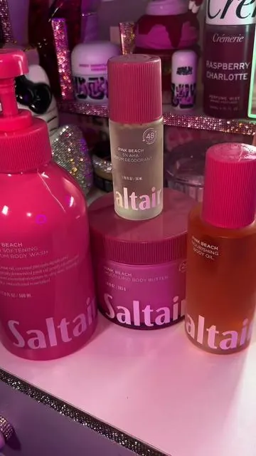 Pink Beach will forevaaa be one of my favs from @Saltair Body! 🤩 1000/10!🔥  #saltairbody #bodycare #pinkbeach #saltairpinkbeach #bodycareroutine 