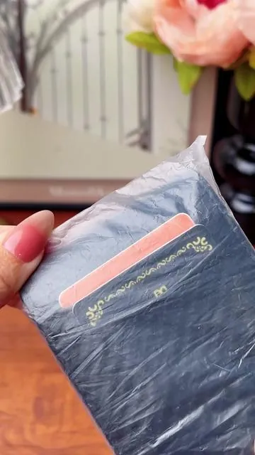 This wallet is perfect and it's on sale!! #wallet #slimwallet #rfidwallet #tiktokshopcreatorpicks #creatorsearchinsights