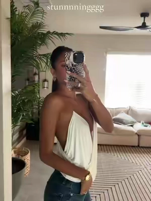 i’m obsessed w this top omg 