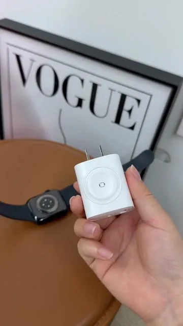 Si siempre viajas con varios dispositivos… esto te puede ayudar muchísimo.👀Ya no tengo cables por todos lados cuando salgo.😭#TikTokShopDealsforYouDays #Cargador3En1 #AppleWatch #TechTok #SummerWins 