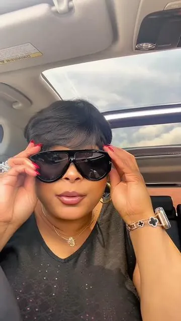 Must Have Shades For Style!🔥 Oversized Retro Sunglasses! #oversizedsunglasses #oversizedsunnies #sunglasses #summervibes #creatorsearchinsights 