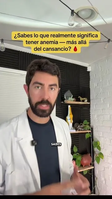 ¿Sabes lo que realmente significa tener anemia? No es solo cansancio o frío — es que el oxígeno no está llegando bien a tus células. Al músculo. Al cerebro. Al corazón. 🩸 Como NP: MegaFood Blood Builder Mini — hierro bisgliicinato ferroso fermentado, mostrado clínicamente en 8 semanas para subir hierro SIN náuseas ni estreñimiento. Se toma con el estómago vacío. + Vitamina C + Folato + B12 + alimentos reales. Mándale este video a alguien que lo necesita. El producto que YO uso 👇 --- #anemia #hierro #tiktokshopcreatorpicks #creatorsearchinsights #tiktokshopdealsforyoudays 