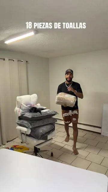 Moving to the future. #toallas #towel #shower #homedecor #videoviral 