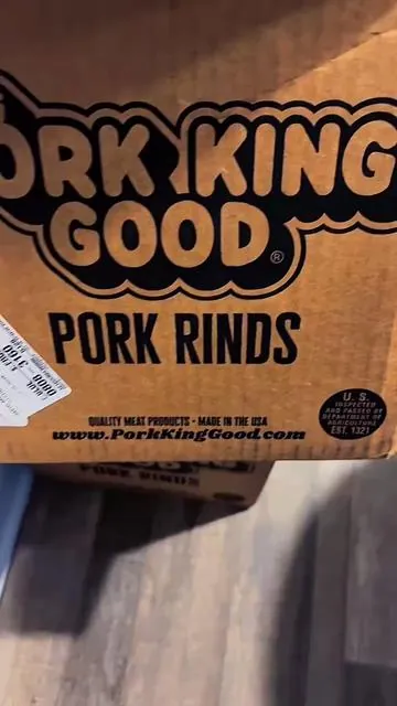 Snack time just got a whole lot better! 😋 This variety pack of pork rinds gives you different flavors to enjoy, whether you’re craving something savory, crunchy, or bold. Perfect for on-the-go snacking, road trips, or keeping in your desk drawer for those afternoon cravings! #TikTokShopCreatorPicks #tiktokshopmemorialday #EasyReturnsEveryTime #SnackTime #FoodieFinds