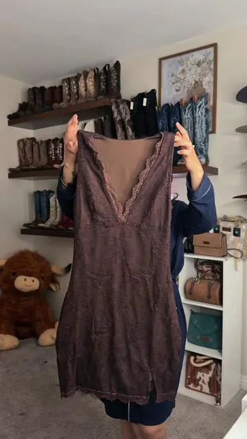 Es viernes y el cuerpo lo sabe 🤪 #fyp#paratiiiiiiiiiiiiiiiiiiiiiiiiiiiiiii#vaquera#vaquerastyle#vaqueraoutfits 