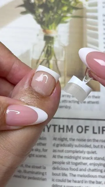 Dig this snugness? Wait for the comfort magic to kick in💕💕VV#nail #insponails #nailart #toenail #fly 