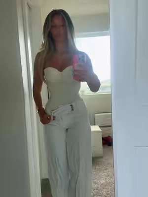top is fire #whitetop #doinwhatiwant #fyp #viralbodysuit #bodysuit 