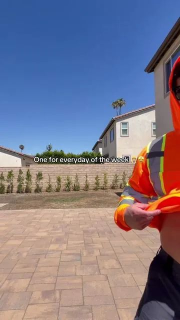 High visibility work shirts for blue collar work 👷🏻‍♂️ #mensfashionwear #bluecollar #workoutfit #highvisibility #upfprotection 