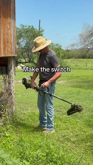 Everyone likes to poke fun at battery powered tools but making the switch is a smart move! @GEVEELIFE  #weedwhacker #yardwork #lawncare #powertools #fathersday 