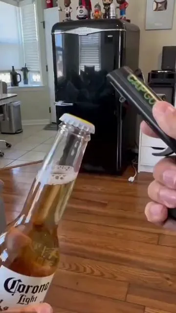 #opener #bottleopener #beer #giftguide #toygun 