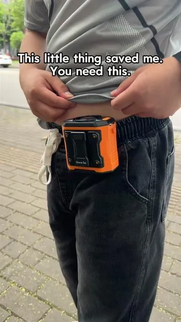 199 speeds. Plus a flashlight. 💨🔦
 HOOYS handheld fan. USB rechargeable.
 Waist clip. Power display.
 Perfect for outdoor, camping, jobsite, travel, or home.
 Hands-free cooling anywhere.
 Link in bio 🚀#handheldfan #portablefan #usbfan#waistclipfan #campingfan
