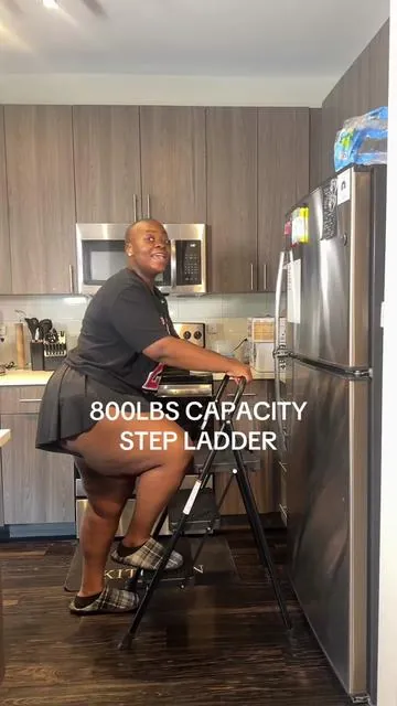 Finally a plus size friendly ladder that I can actually trust to hold my big ass! #ladder #stepladder #foldableladder #stepstool #kitchengadgets 