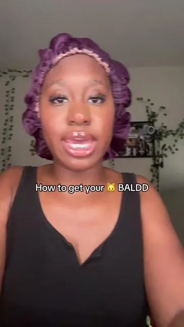 Comment if you want me to show you how it works! #shavingtips #fyp #summervibe #bikini #viral 