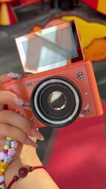 My Best gift 🎁 #digitalcamera #fypシ゚viral #cameratips #aesthetic #foryoupage #TikTokShop #camera #gaygirlsoftiktok #Gift #Tiktokshopgift #easterideas #tiktokshopmemorialday #TikTokShopDealsforYouDays #SummerWins 