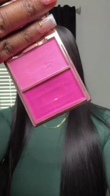 Love me a good blush !  #blush #trending #makeup #blushtutorial #summervibes☀️ 