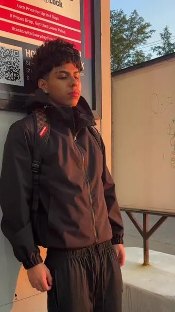 Im 5’9 wearing Size S #foryoupage #jacket #fypシ 