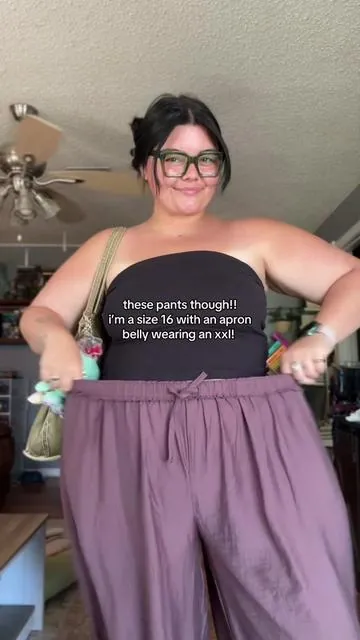 I got so many compliments on them while out 🤭 #size16 #apronbelly #momfit #outfitinspo #outfitinspo 