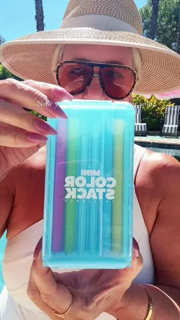 Mini travel size color stack game is here just in time for summer travel! The game is so popular they had to make a jumbo and a mini version. #colorstack #travelgames #familygames #gamesforkids #dealsforyoudays @Relatable 