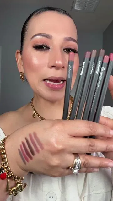 #newdroosforyou #summervibes #maclipcombo #maclipstick #makeup @M.A.C Cosmetics Store 