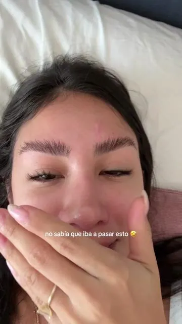 Una imagen vale más que mil palabras🤣 #longlashes #serum 