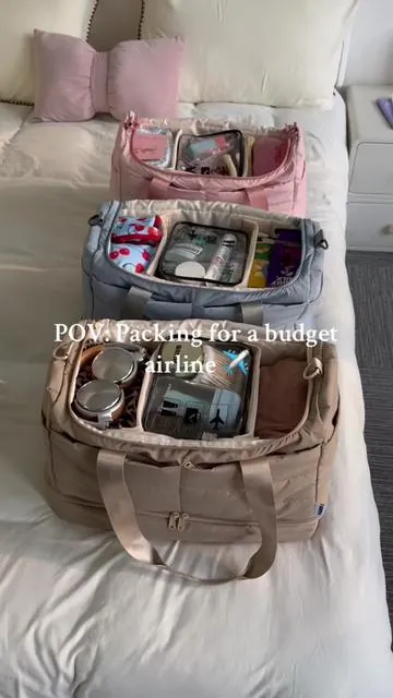 Keeping my money this time 💵#traveltok #travelbag #travelhacks #carryonbag #tiktokmademebuyit 