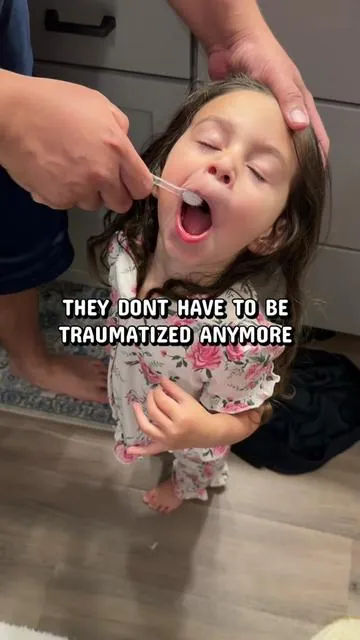 The only way to brush!!! #kidstoothbrush #toddlertoothbrush #kidselectrictoothbrush #toddlertoothbrush 