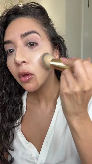 #tiktokshopsummerturnup #dealsforyoudays #tartecosmetics #foundation #matureskinmakeup 