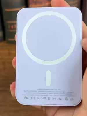 💝TikTok made this power bank way too cheap!🔥 #powerbank #wirelesscharging #phonecharger #tiktokshopdealsforyoudays #summerwins 