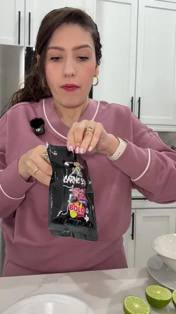 Bites 🔥 #bites #bitesize #carnesecabites #carneseca #spicybites 