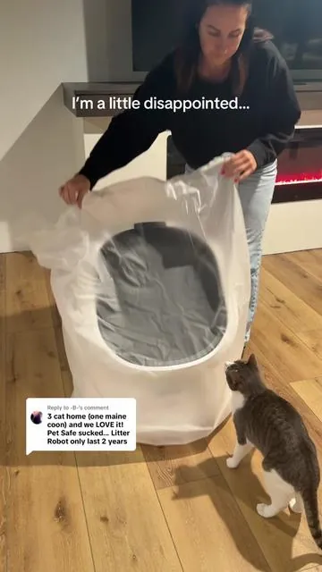 Replying to @-B- Luma deserves all the hype #dealsforyoudays #automaticlitterbox #selfcleaninglitterbox #litterrobot #catlitterbox 