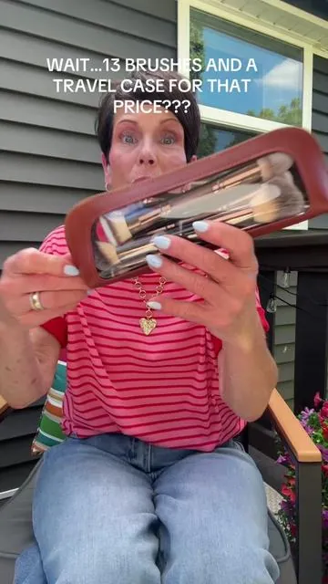 #maange #makeupbrushes #summerwins #dealsforyoudays #tiktokshopsummerturnup 