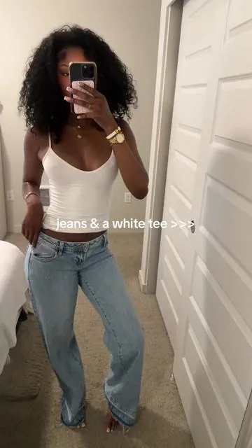 pokin in the jeans 