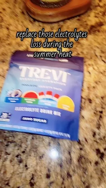 this brand will actually make you want to drink water @drinktrevi #drinktrevi #trevi #trevielectolytes #electrolytes #electrolytereplacement  *free sample *consult doctor prior to use 