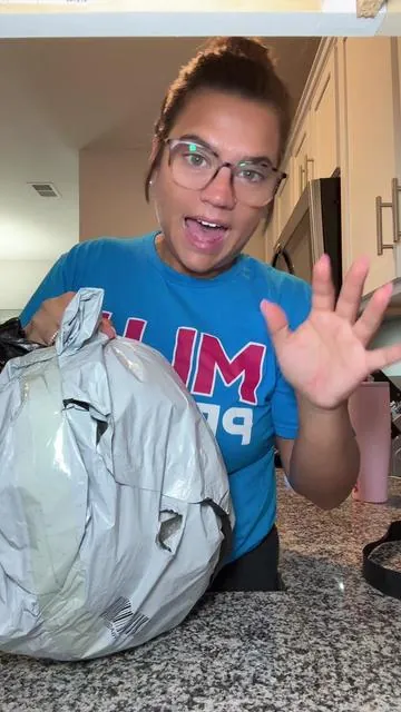 She deserves something so I might just take her a happy up to the post office and leave it for her!! #tiktokshop #ttshop #unboxinghaul #haul #tiktokmademebuyit 