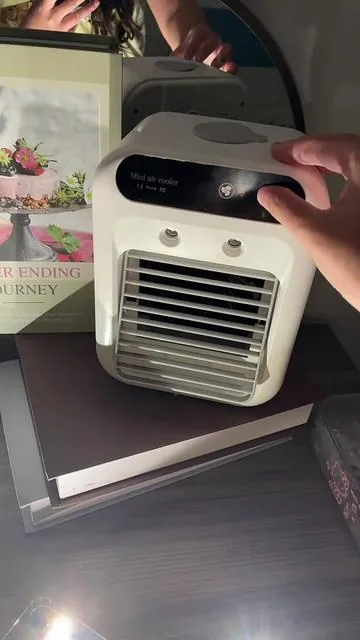 Gracias a este mini aire acondicionado ya no paso más calor en verano#minicoolers #miniaircooler #coolingfan #minicoolingfan #summervibes