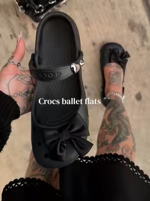 True to size, if you’re a half size then size down @Crocs #crocs #balletflats #balletflatsoutfit #coquettefashion #cottagecoreaesthetic 