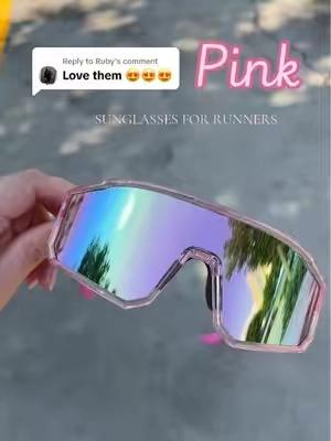 Replying to @Ruby So cuteeee!!! #foryoupage #fyp #runningglasses #runnerstiktok #runtok