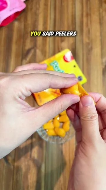 Grab our special bundle deal on TikTok shop today ~#candy#snacks #peelablegummy #tiktokshop #snackreview 