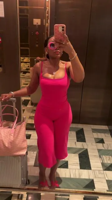 So cute @MFVIM 💗 #capri #2000snostalgia #pretty #pinkoutfit #mfvim 