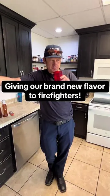 Firefighters love the new flavor! Get it now!! 🇺🇸🦅#drinkfiresalt #fyp #smallbusines #hydration #firefighter 