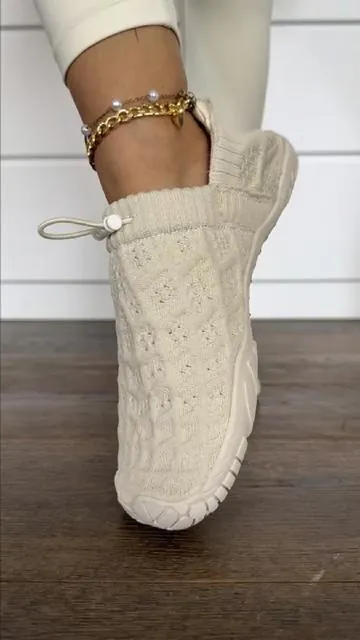 Can’t imagine how soft these feel on feet.👣 #dealsforyoudays #summerwins #barefoot #shoes #comfy 