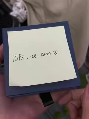 Mi papá dijo que no quería nada para su cumpleaños... pero luego lo vi llorando por esto.#giftidea
 #giftsforhim #tiktokmademebuyit
 #tiktokshopholidayhaul 