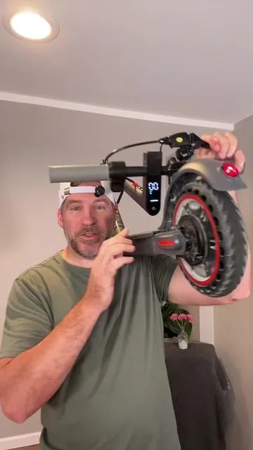 These scooters are awesome for just cruising around. #escooter #ebike #scooters #fyp #electricscooter 