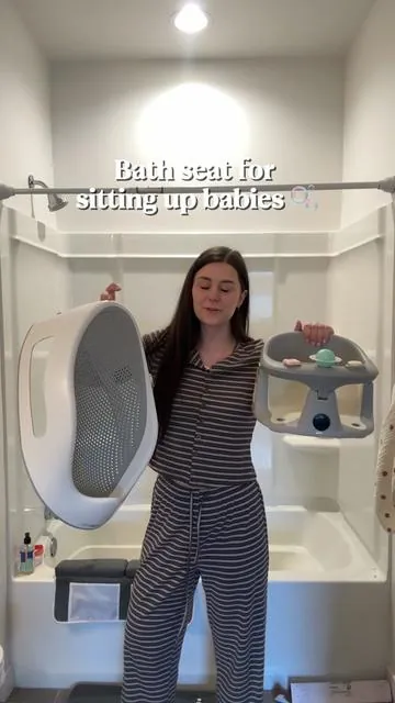 Best upgrade I made once my baby turned 6 months old so that he can enjoy the bath better!! I highly recommend this seat! 🛁🫧 #babymusthaves #tiktokmademebuyit #babybathseat #bathseat #bathseatforbabies 
