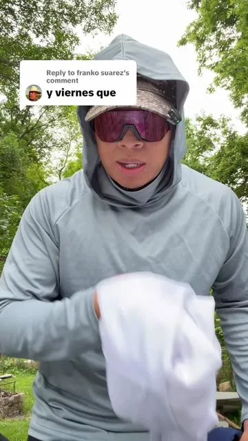 Replying to @franko suarez camisas manga largas de telas frescas con gorro y mascarilla #camisas #uvprotection #menshirts 