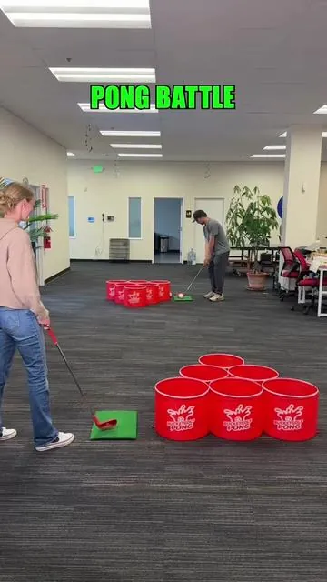 Brother vs sister Pong what a comeback!!