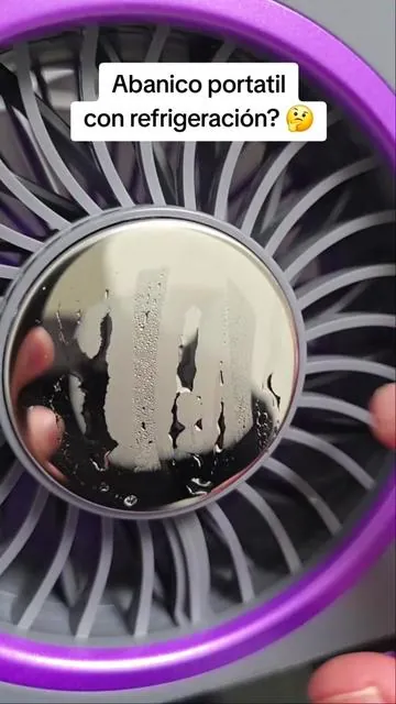 Abanico portátil que avienta aire fresco cuando estas afuera al aire libre ahorita en estos tiempos de calor.  portable cooling fan #portablecoolingfan #abanicoportatil 